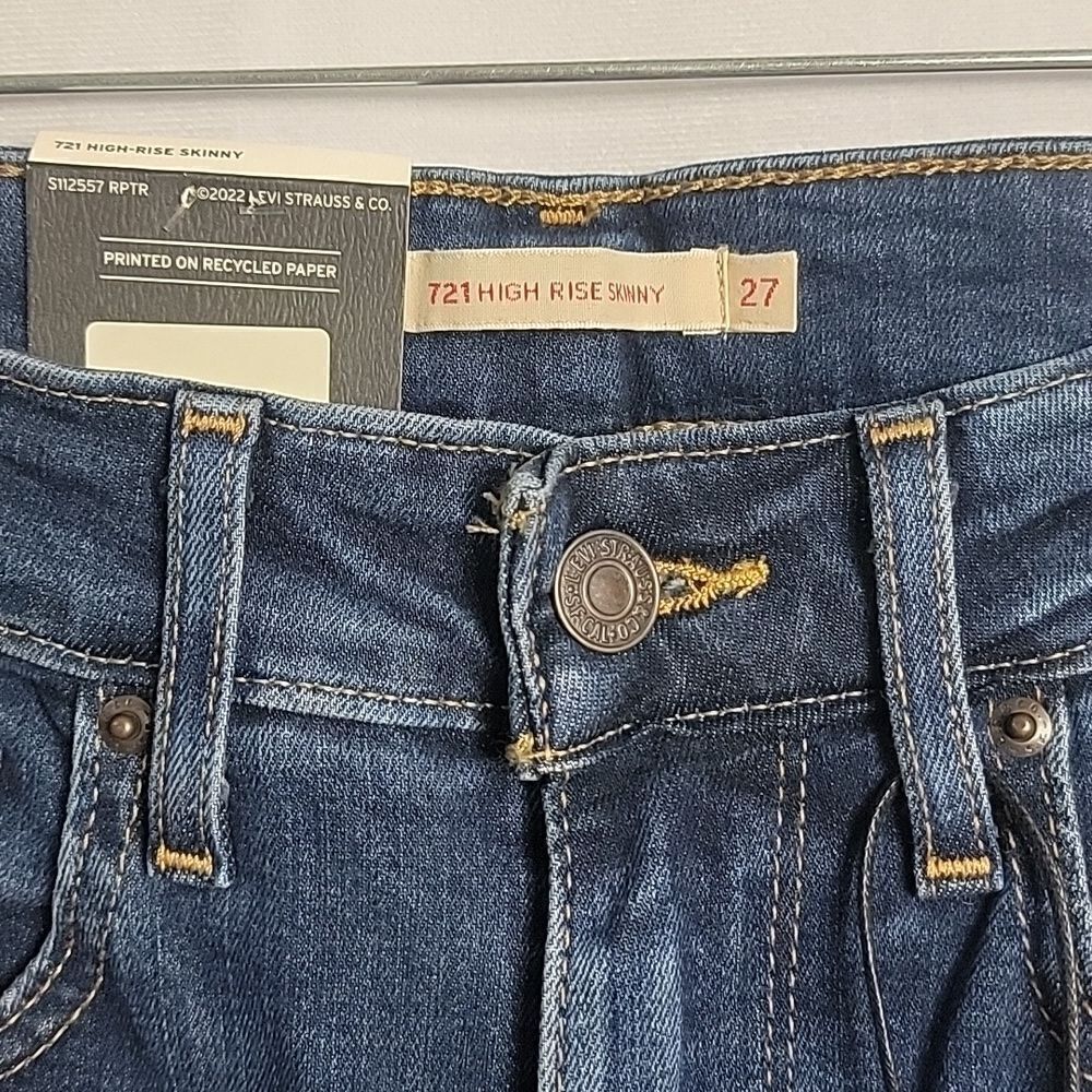 LEVI'S.. 721.. High-rise skinny.. - Picture 6 of 16